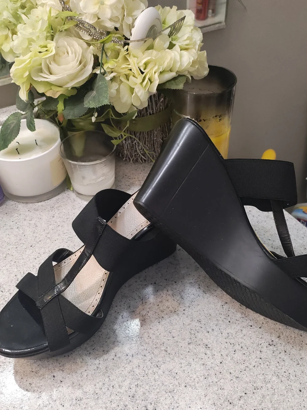 Stylish ✨Charles David Black Open-Toe Block Heel Sandals🩰
